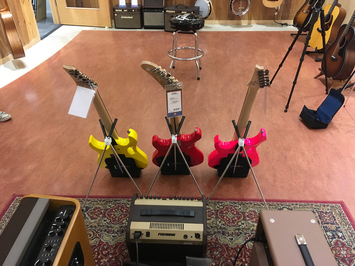 Breeze Stand for Electric/Bass Guitars & other Medium-Sized Instruments