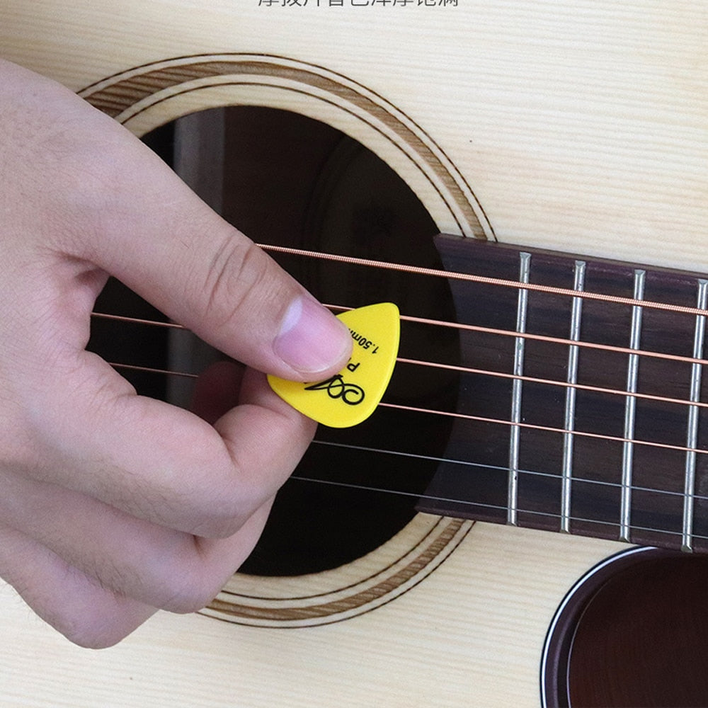10-50 Pcs Guitar Picks and Guitar Pick Holders with varying thickness