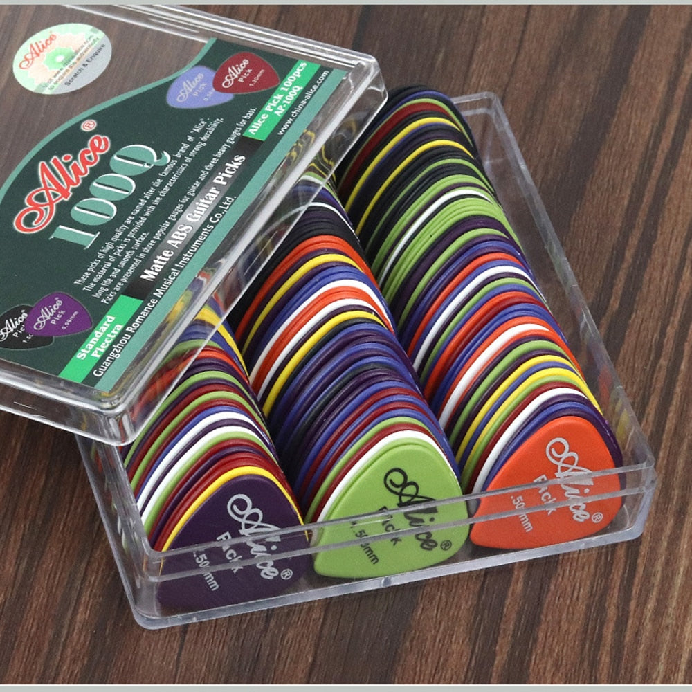 10-50 Pcs Guitar Picks and Guitar Pick Holders with varying thickness