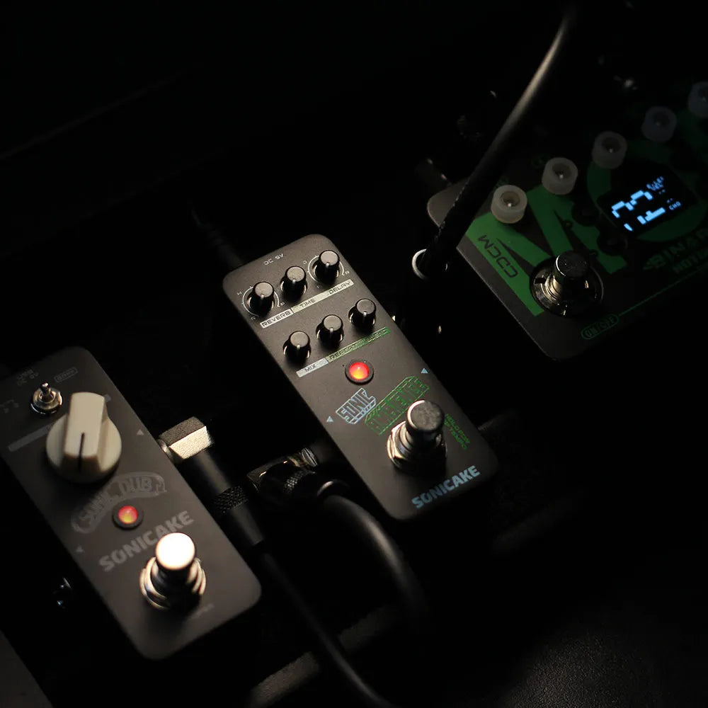 SONICAKE Sonic Ambience Multi Mode Tap Tempo Delay and Reverb 2 in 1 Guitar Bass Effects Pedal QSS-16